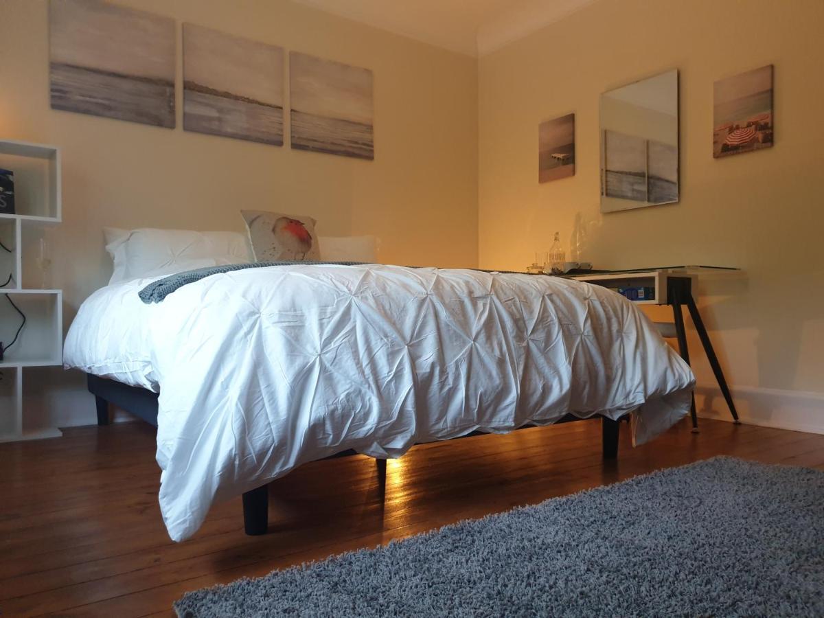 Little Robin Gate - Free Parking - Central - 10 Min Walk To Train Station Борнмут Екстер'єр фото